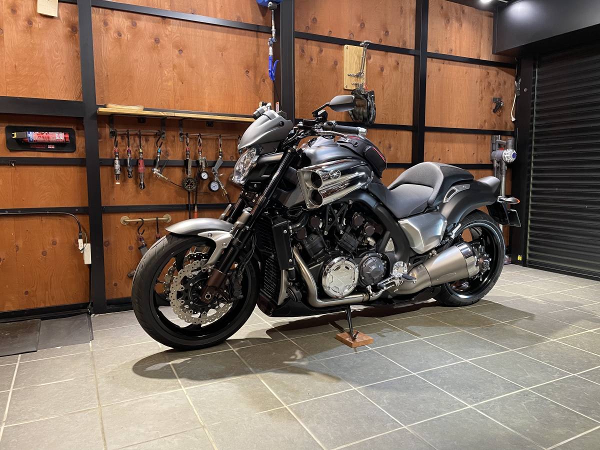 Yahoo!オークション - vmax 1700 v-max 1700 240ワイドタイヤ Yahoo!オークション - vmax 1700 v-max 1700 240ワイドタイヤ