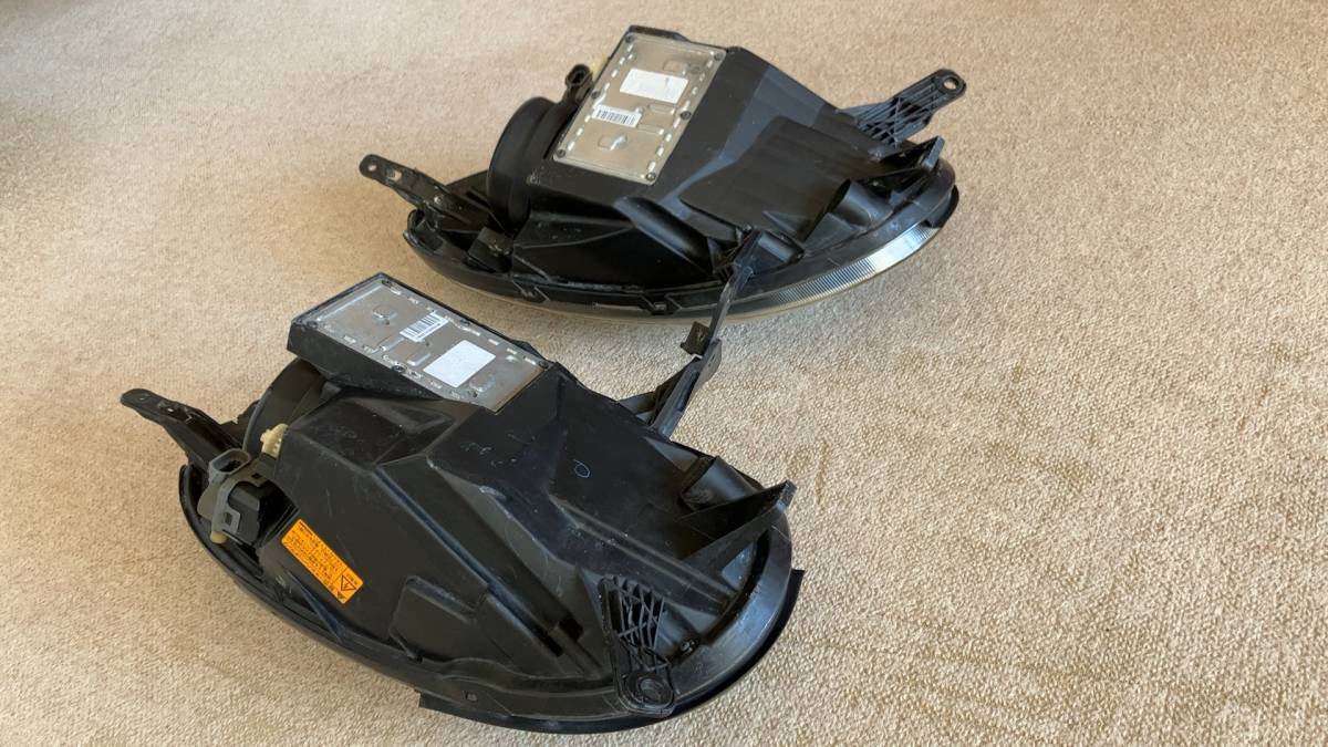 日産 K12マーチSR ブラックアウト 純正キセノンヘッドライトASSY 日産 K12マーチSR ブラックアウト 純正キセノンヘッドライトASSY