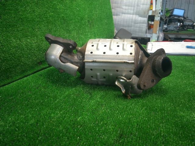 ルークス DBA-ML21S 触媒 ZED 20910-4A00M ルークスターボ 6角形 ルークス DBA-ML21S 触媒 ZED 20910-4A00M ルークスターボ 6角形
