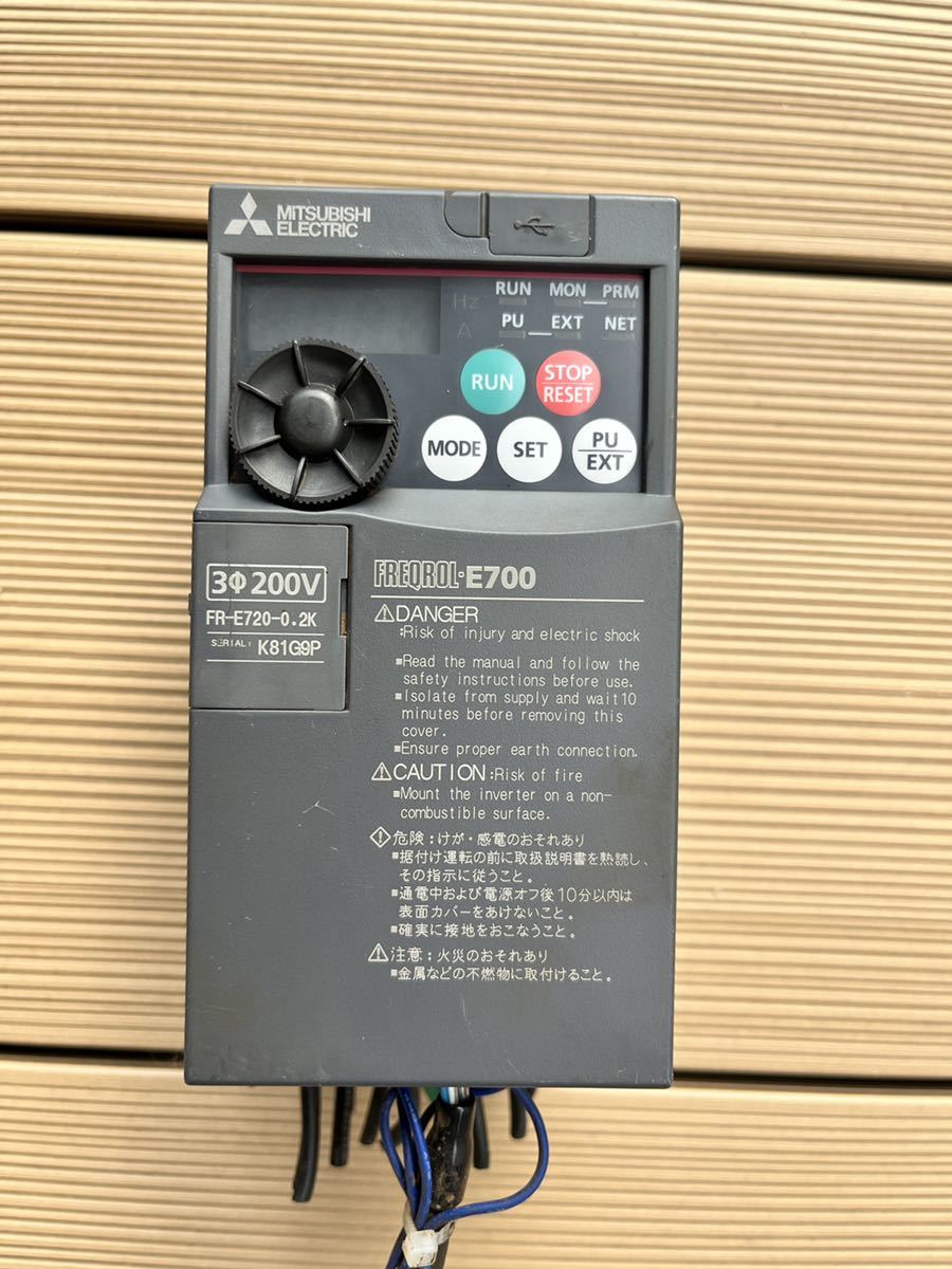 MITSUBISHI三菱 インバータ【FR-E720-0.2k】 ic.sch.id