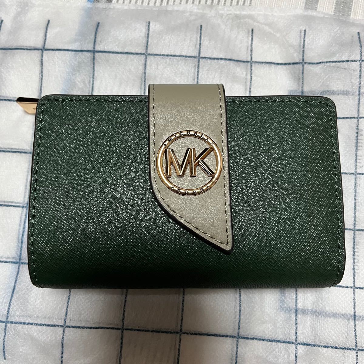 新品未使用 マイケルコース 折り財布 緑 グリーン ミニ財布 | 新品未