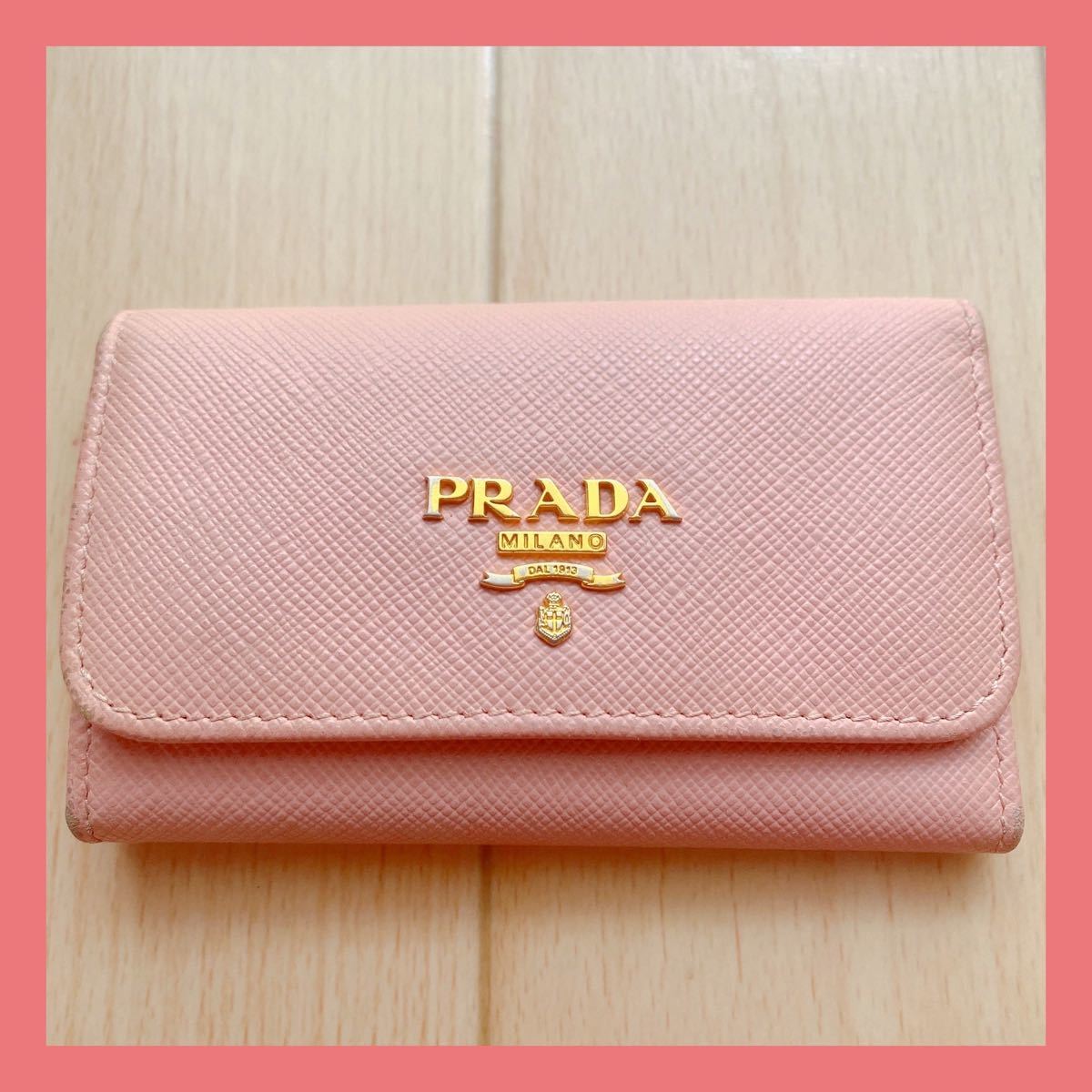 【PRADA】正規品 ６連キーケース サフィアーノレザー 大人気 プラダ キーケース プラダキーケース