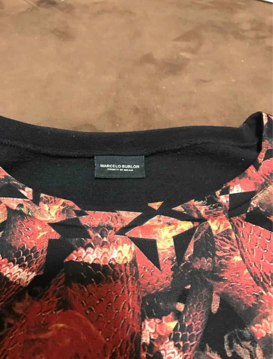 marcelo burlon マルセロバーロン　T-PABLOW  YZERR トレーナー　スウェット