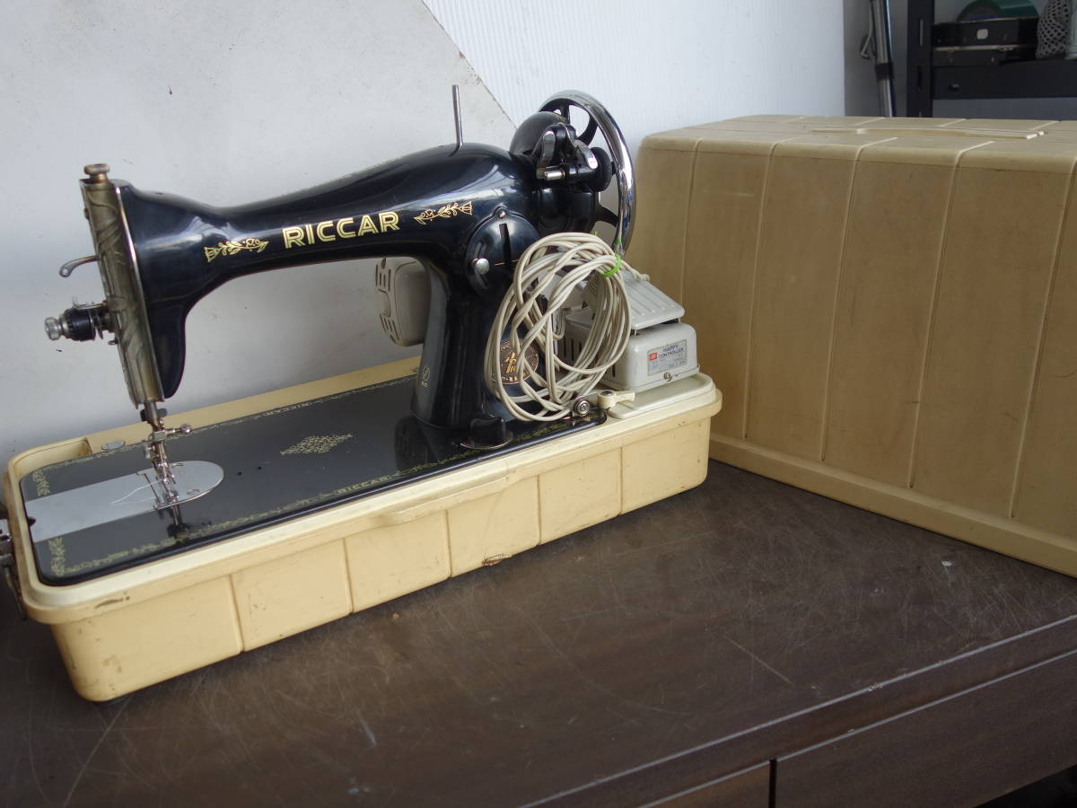 RICCAR 厚手対応 レトロミシン HA-1フットペダル、ケース付き ic.sch.id