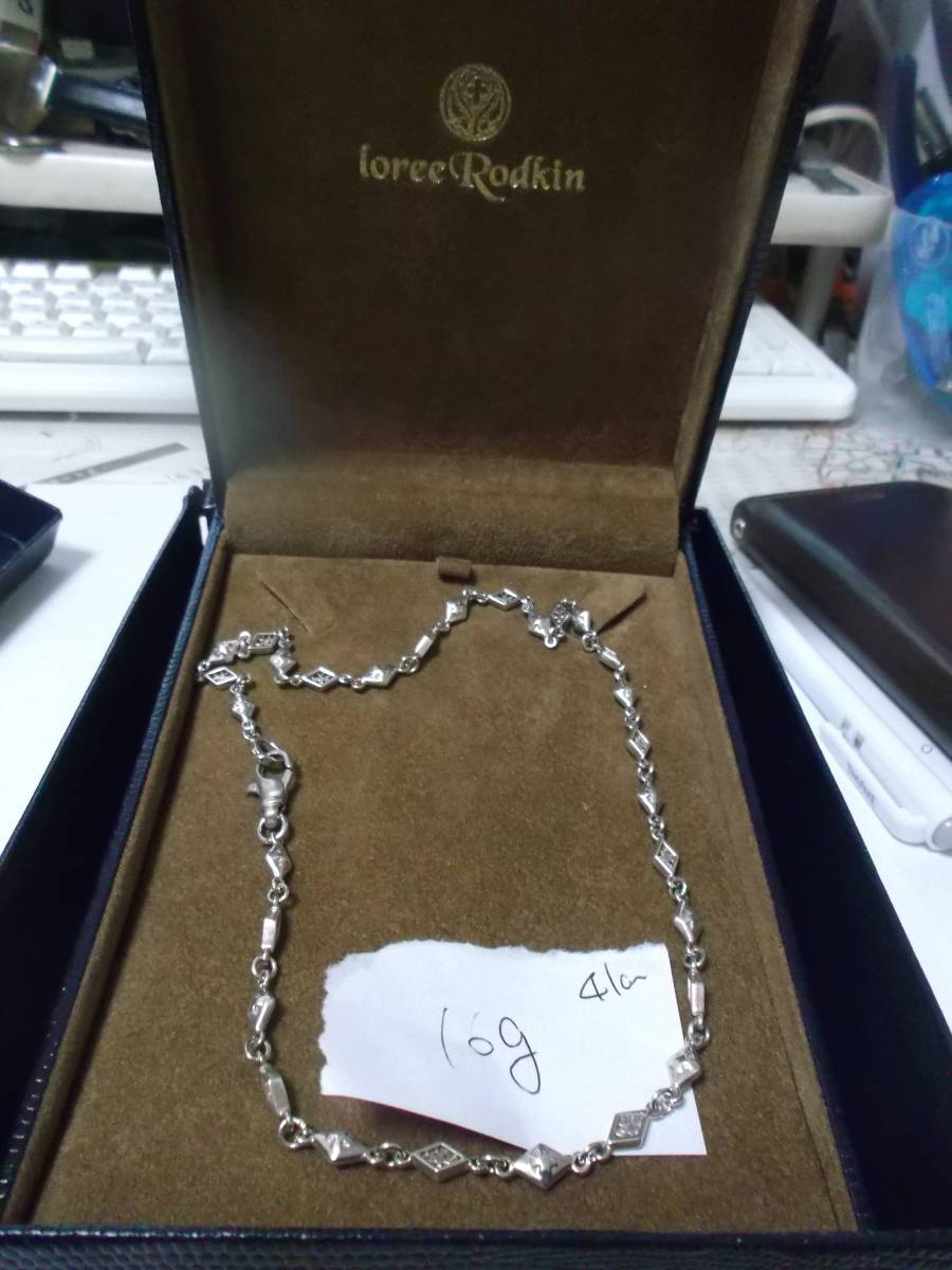 Loree Rodkin Loree Rodkin Miku sdo diamond Shape do open Cross chain SV silver necklace 