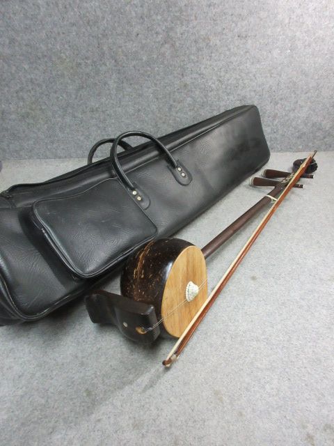 [ writing ]21864 kokyu two . month koto loquat . front Satsuma traditional Japanese musical instrument folk song koto 