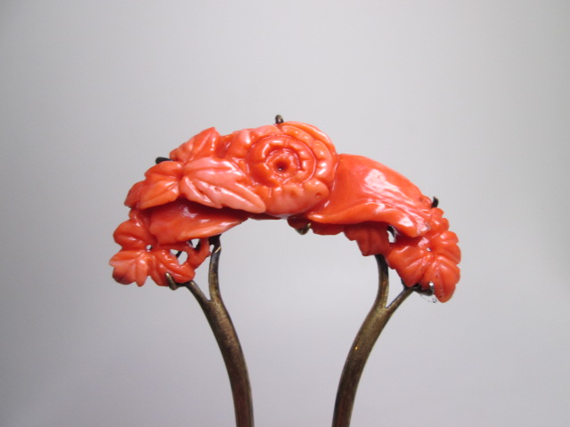 【江月】アンティーク・銀製 本珊瑚 牡丹の花彫刻のかんざし 共ケース付 11,45g_画像6
