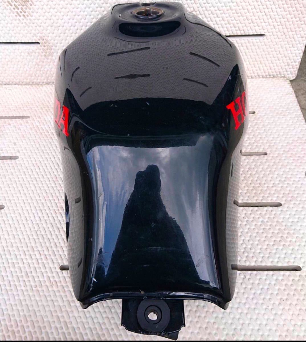 VT250FE 純正ガソリンタンク MC08 ホンダ VT250Z 社外 VT250FE 純正ガソリンタンク MC08 ホンダ VT250Z 社外