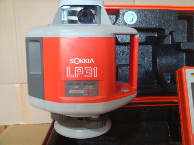 調整済み SOKKIA ソキア回転レーザーレベル レベルプレーナーLP31