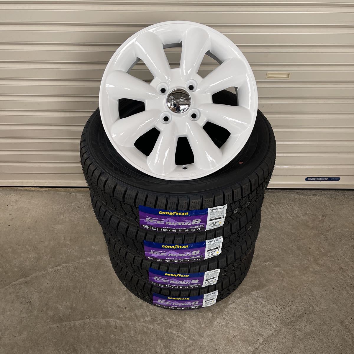 ララパームKC-8◆新品スタッドレス◆155/65R14◆グッドイヤーアイスナビ8◆NBOXタントワゴンRラパンアルトトスペーシア　ホワイト◆_画像1