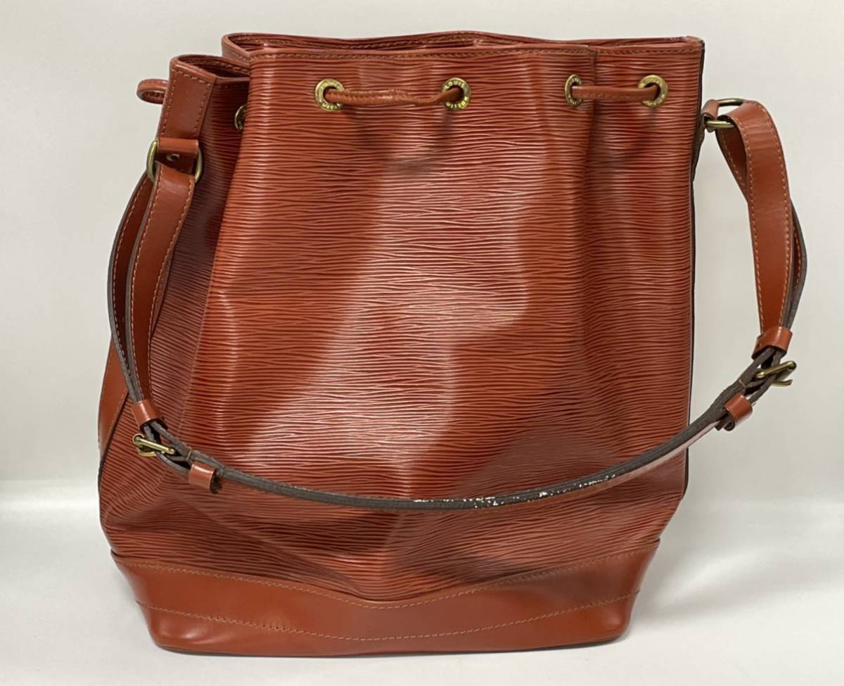 大特価!!】【大特価!!】LOUIS VUITTON エピ プチノエ ショルダーバッグ