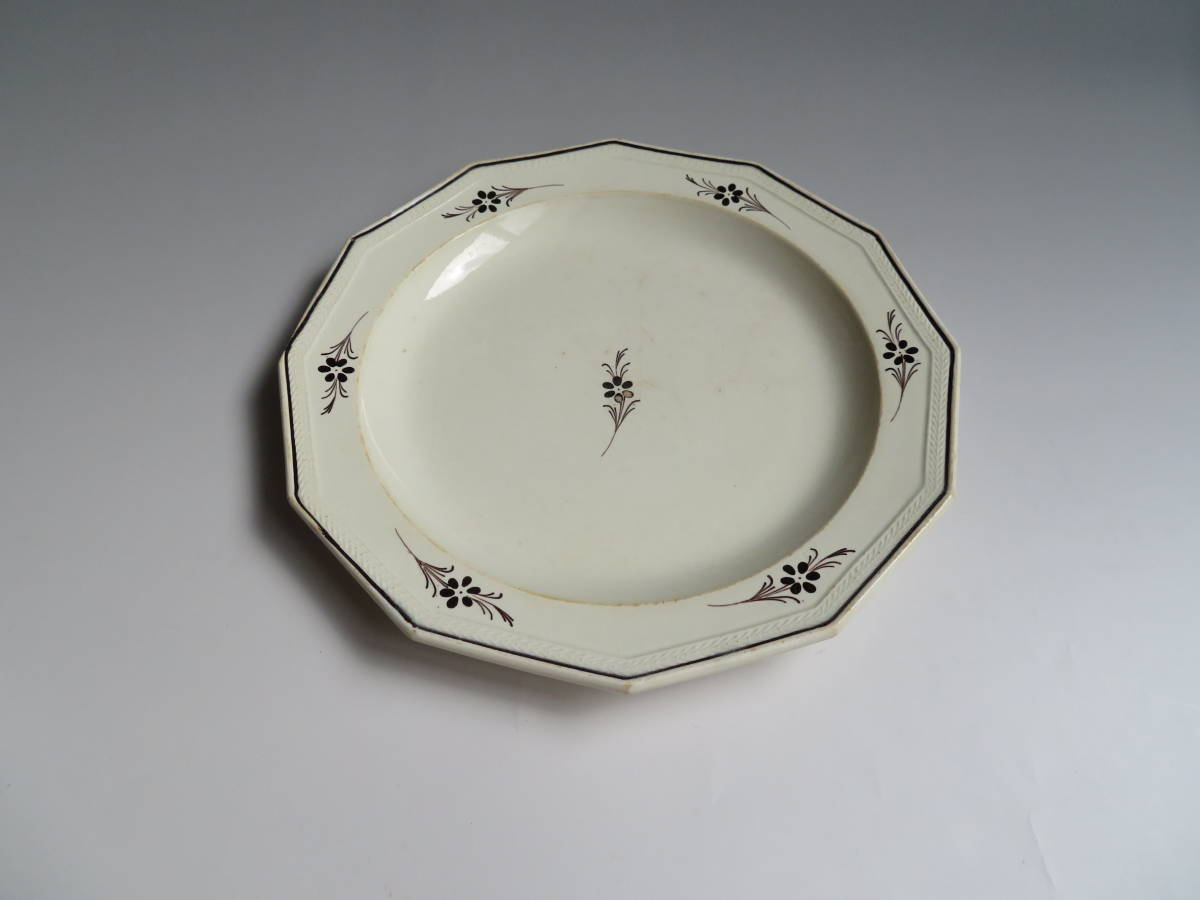 19世紀初頭 初期モントロー 12角の黒花のお皿 刻印あり フランス
