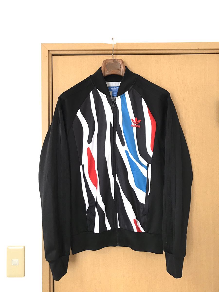 adidas Originalsアディダスオリジナルス Zebra Pes TT Jacket adidas Originalsアディダスオリジナルス Zebra Pes TT Jacket