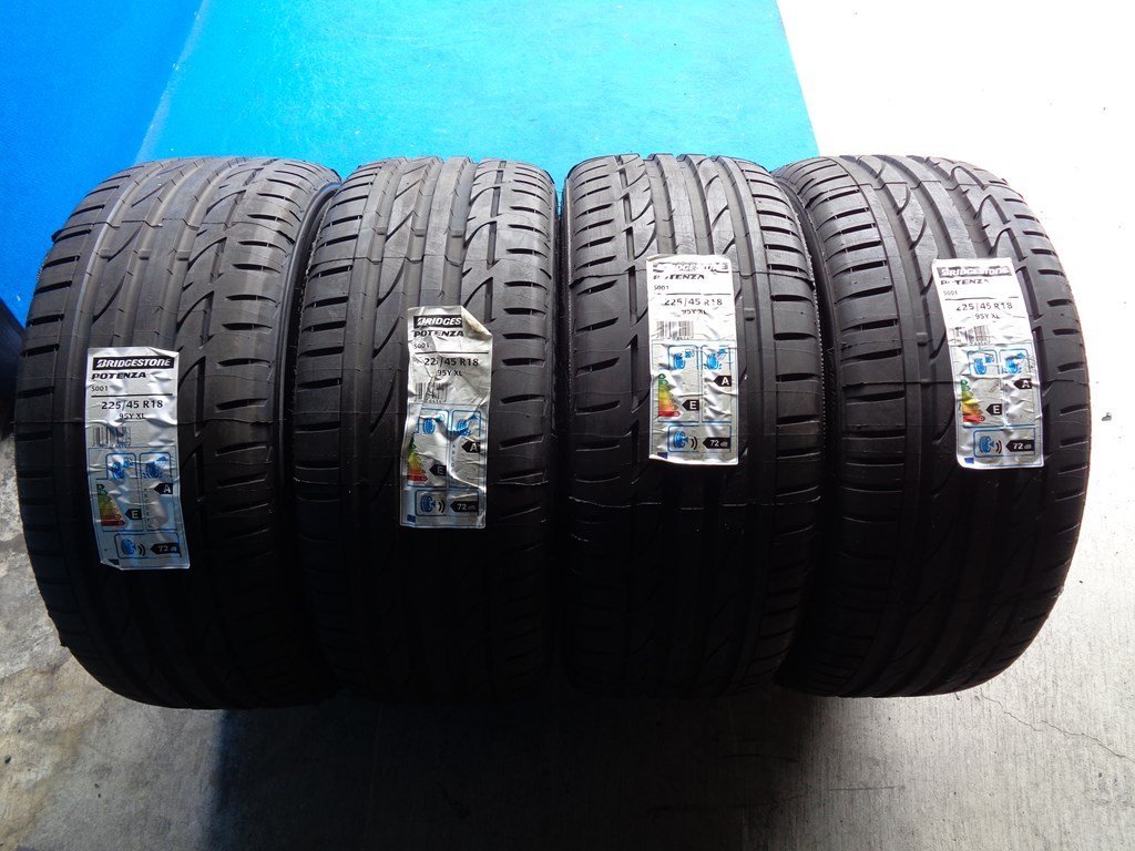 ☆ 225 45R18 95Y ☆ POTENZA S001 ☆ 未使用 ☆ 4本セット ☆ 2020年