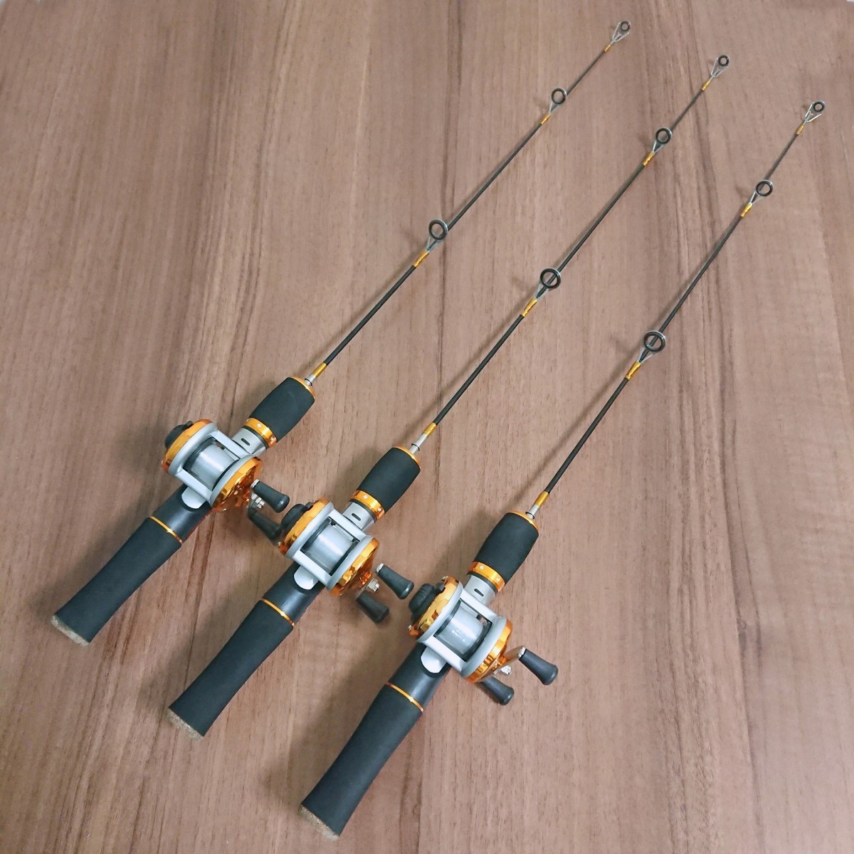 ベイトリール 3本セット 穴釣り ロッド 2ピース 67cm 穴釣 ベイトリール 3本セット 穴釣り ロッド 2ピース 67cm 穴釣