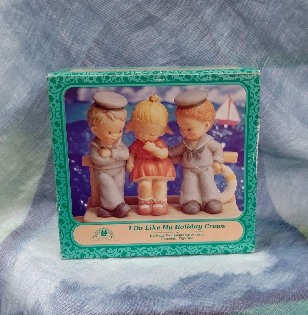 マーベル ルーシー アトウェル メモリー オブ イエスタデー エネスコ社 女の子 水兵さんと楽しい休日 陶器人形 置物 1996個 数量限定 レア_画像5