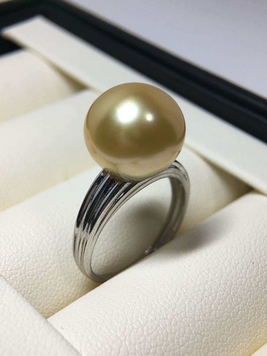  large grain 12.5mm Golden pearl White Butterfly south . pearl ring 