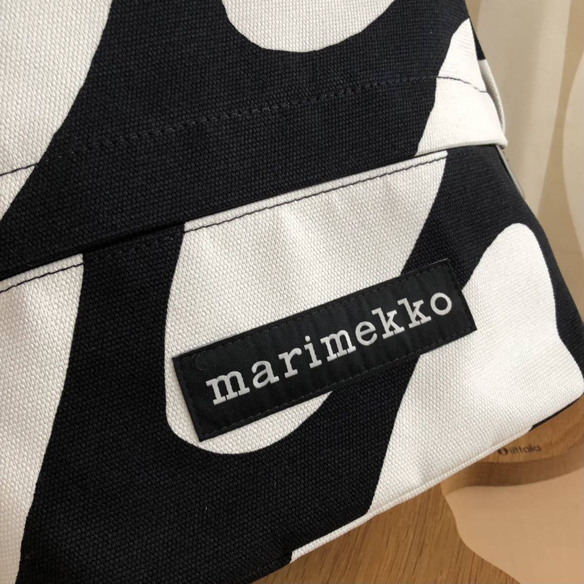 新品 marimekko HILJAA LINSSI マリメッコ ヒルジャ リンッシ リュック