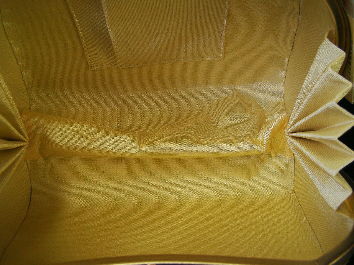時代屋 新品 M寸 日本製 紗織 振袖用 帯地 草履・バッグ セット 未使用 パールトーン加工 Ｚｓ569_画像3