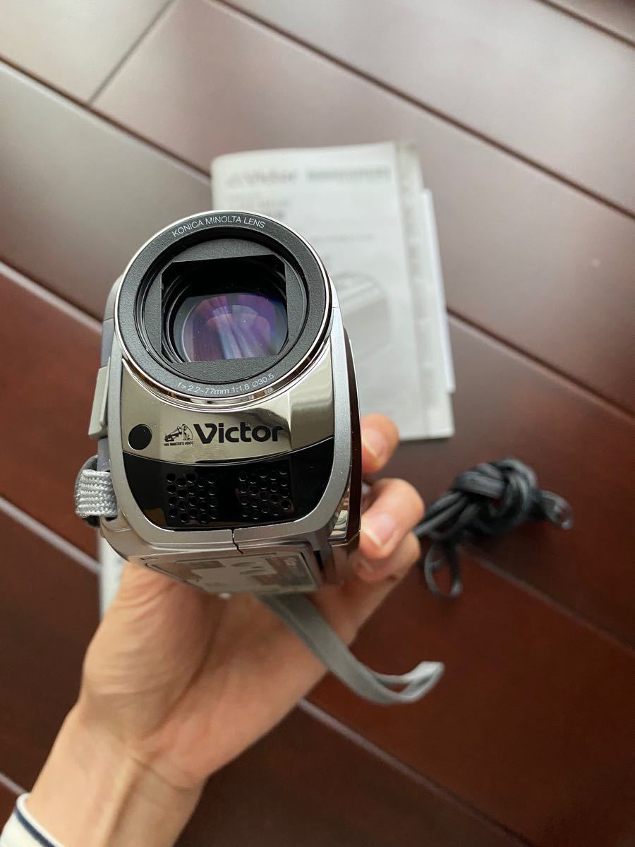 ほぼ未使用 Victor Everio GZ-MG36 ビデオカメラ-