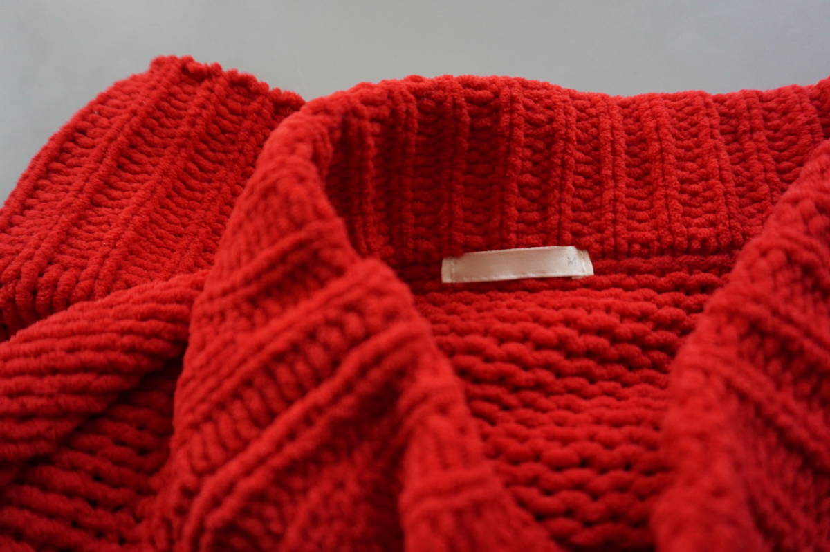 GU(ジーユー)赤いセーター◆ Mサイズ_画像5