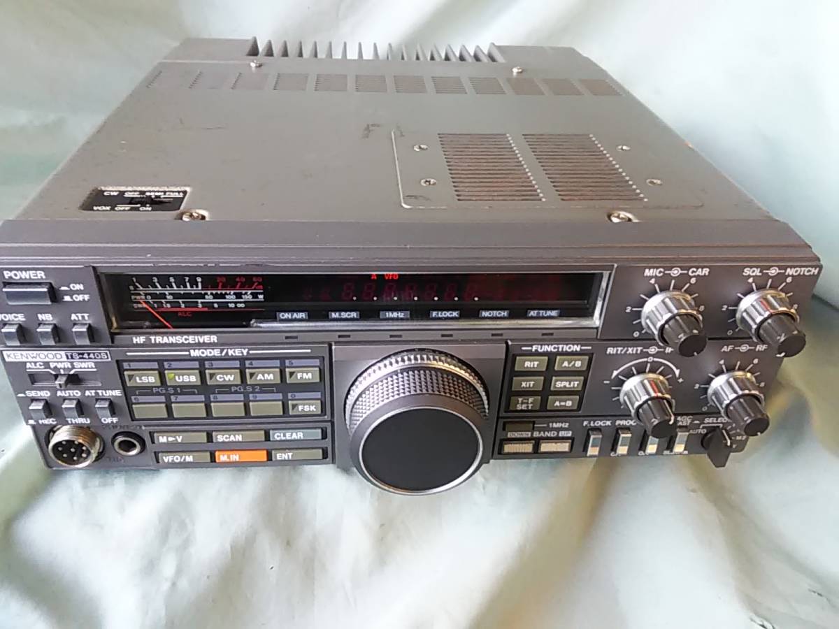 要修理 ケンウッド KENWOOD HFトランシーバー TS-440S 動作NG 要修理 ケンウッド KENWOOD HFトランシーバー TS-440S 動作NG