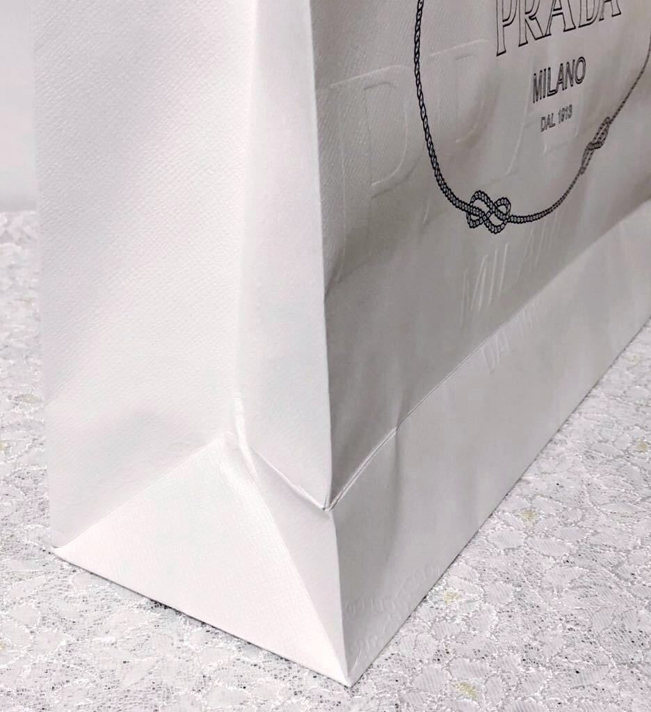 プラダ「 PRADA 」特大サイズ ショッパー (988) ショップ袋 紙袋 ブランド袋 バッグ用 42×40×14cm ミニショッパーおまけ 折らずに配送