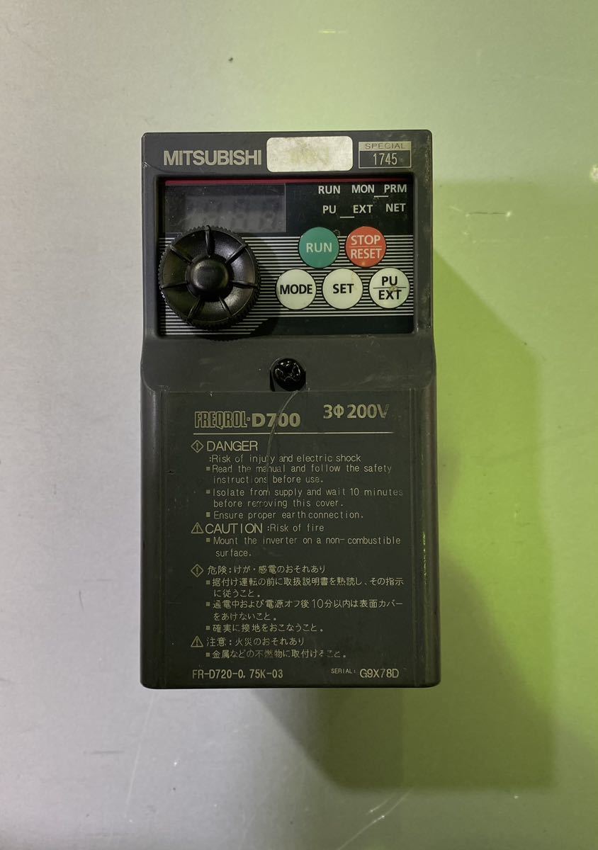 ライトニングボルト 三菱電機 インバータ FR-D720-0.75K | enmouvement.ch