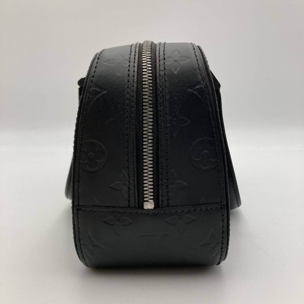 1円極美品LOUIS VUITTON ルイヴィトン シェルトン モノグラム