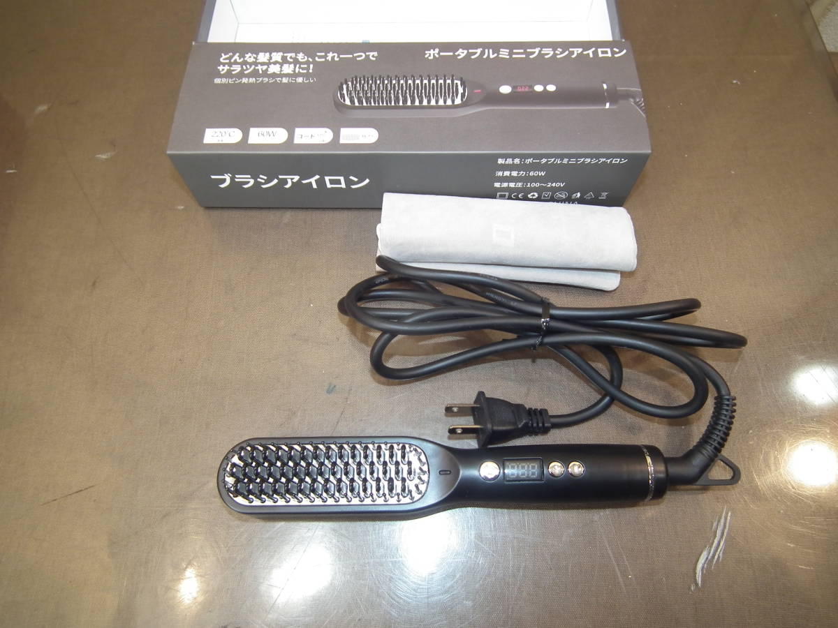 SAYOKO　ポータブルミニブラシアイロン　個別ピン発熱　60W　100～240V　120～220℃　一度使用　中古品_画像1