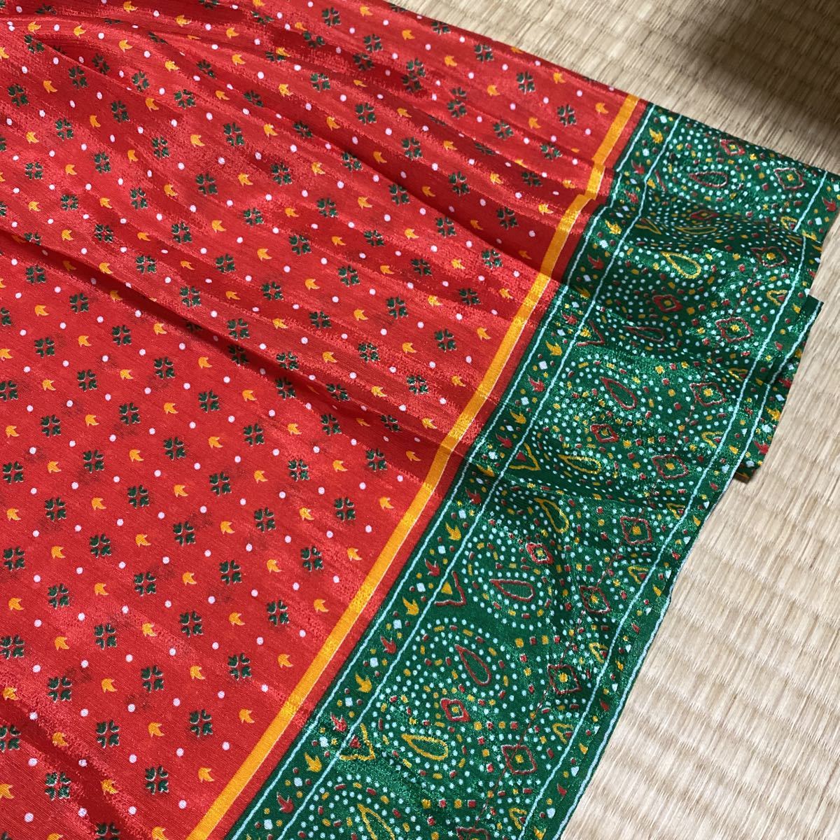 COCUE Cocue silk skirt knees height silk lame brand Southeast Asia Vietnam pattern 