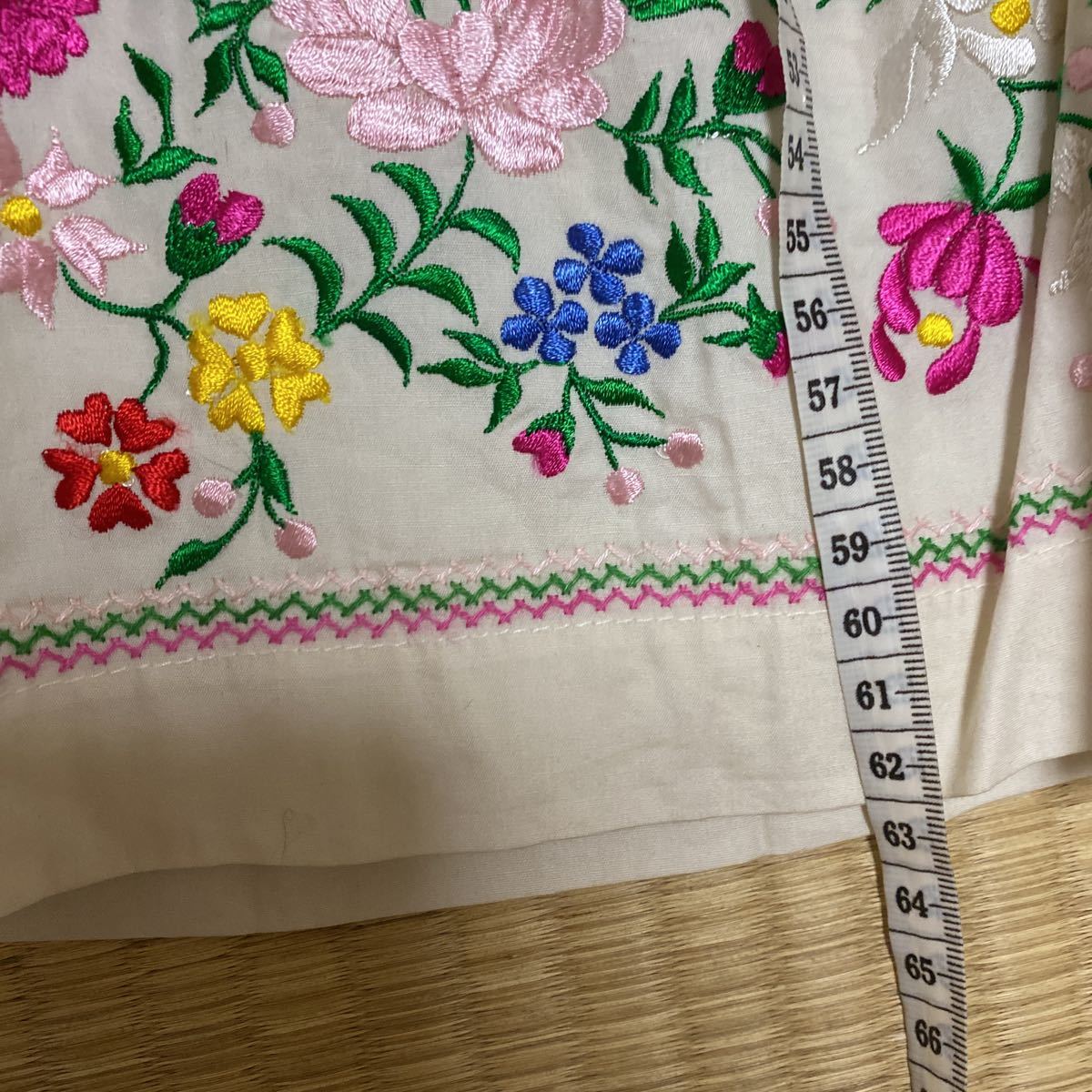 COCUE Cocue юбка колени длина бренд Юго-Восточная Азия Вьетнам мода хлопок вышивка цветочный принт бежевый 