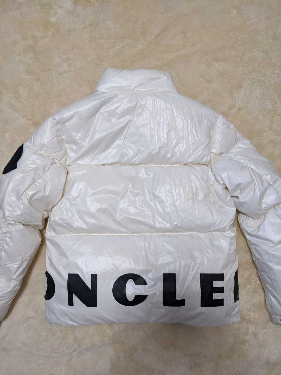 Yahoo!オークション - 国内正規品 モンクレール(MONCLER Yahoo!オークション - 国内正規品 モンクレール(MONCLER