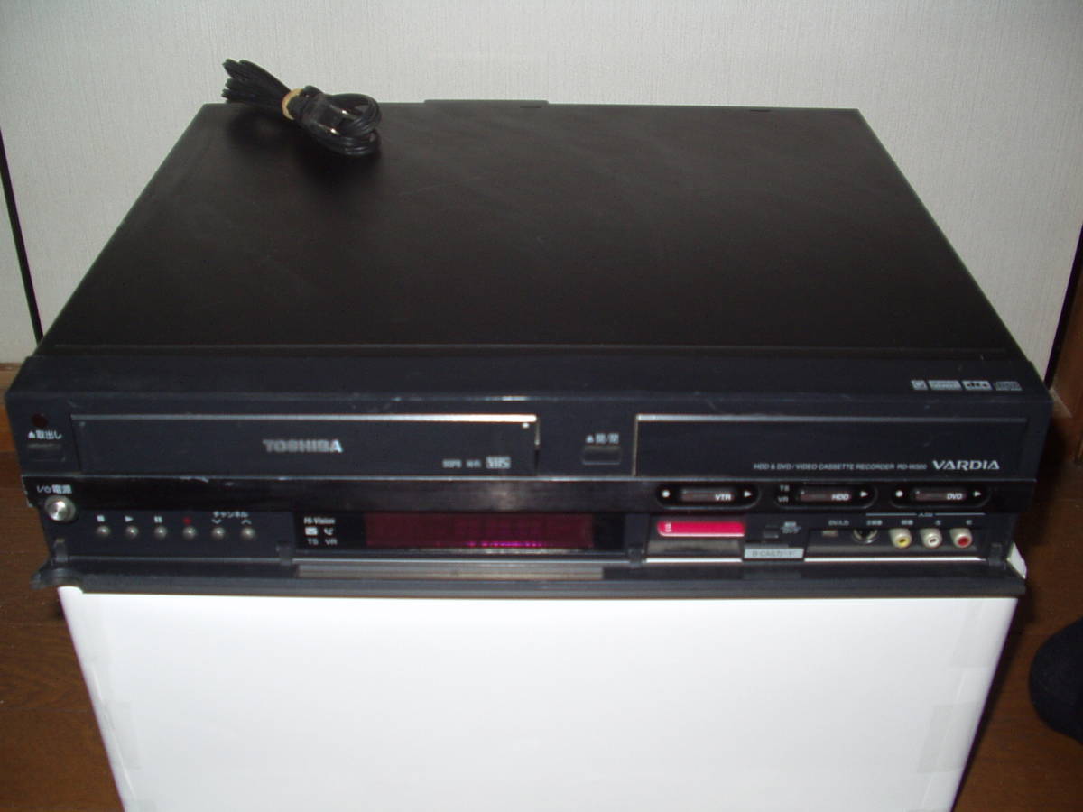 TOSHIBA 東芝 VHS/DVD/HDDレコーダー RD-W301-