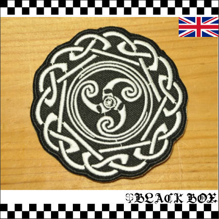 英国 インポート ワッペン Celt ケルト CELTIC スパイラル 三脚巴 トリスケル トリスキール カフェレーサー ROCKERS ロッカーズ UK GB 318_画像1