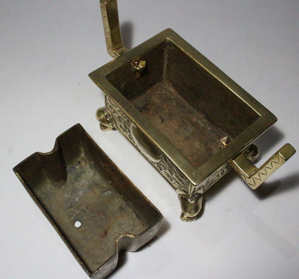 ヤフオク! - 時代市場 大谷派古様彫入各角香炉4.5寸 寺院仏具...
