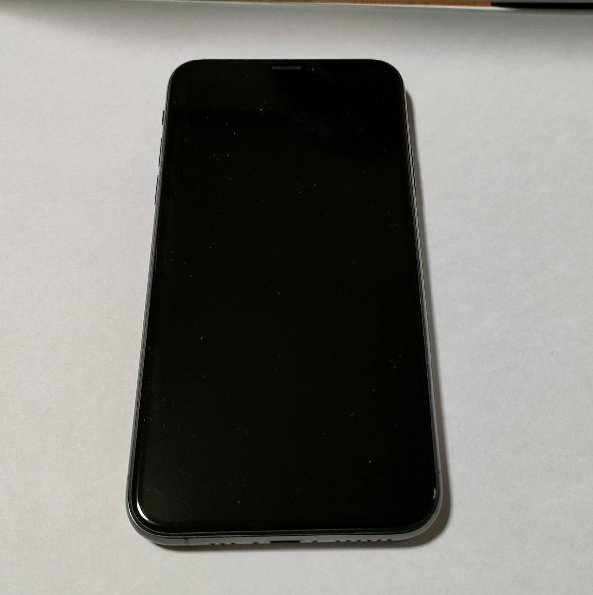 ヤフオク! - 美品 Apple SIMフリー iPhone Xs スペー...