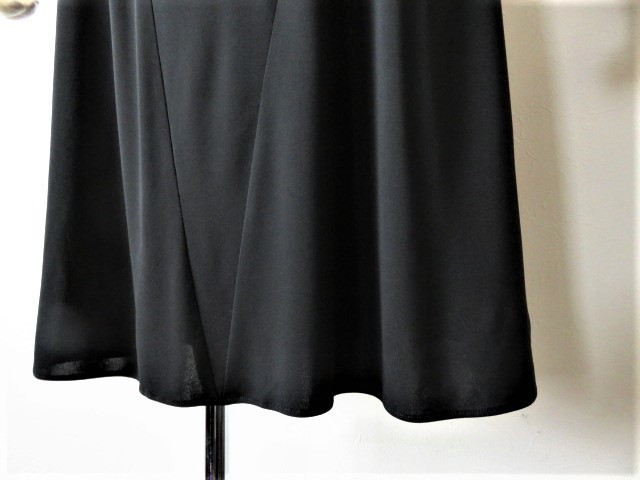 # beautiful fine quality beautiful goods [ Karl Lagerfeld ] Karl Rugger ferudo high class flared skirt [38]9 number M postage 185 jpy black black b1842