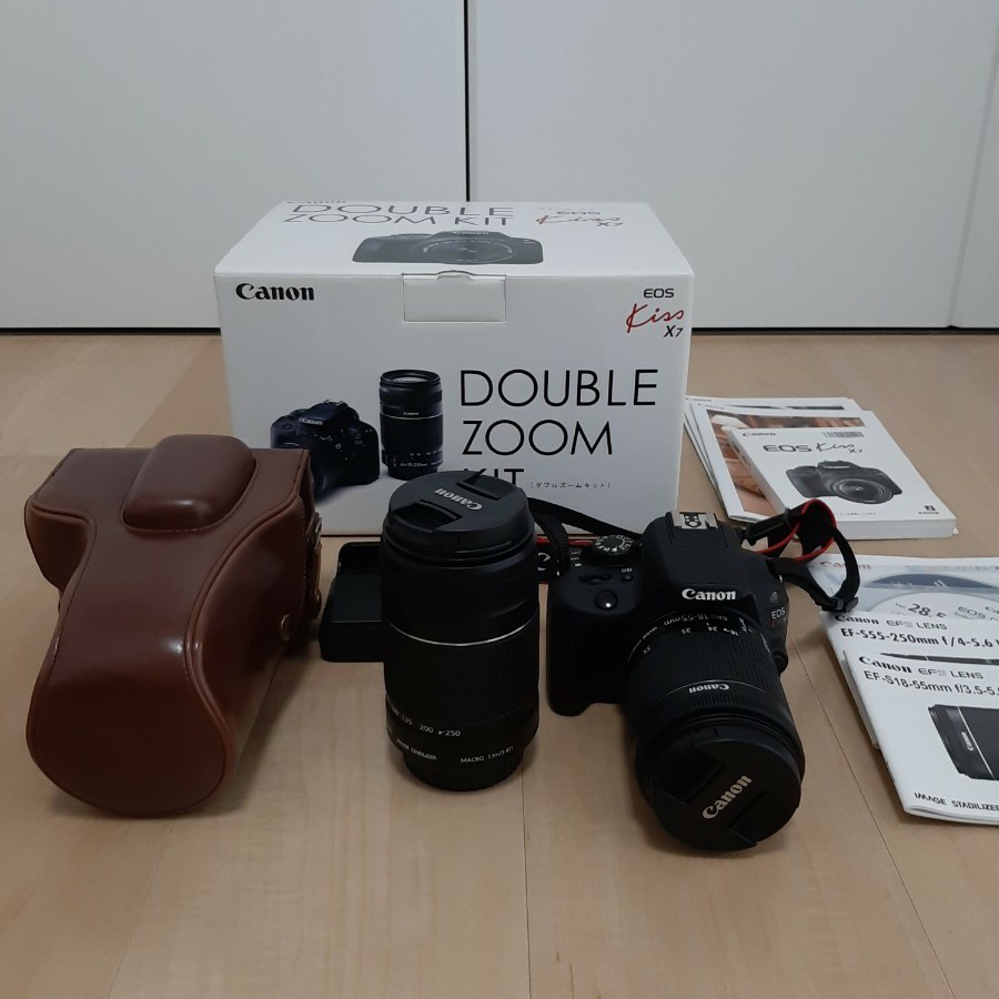 何でも揃う Canon EOS KISS M Wズームキット BK kead.al