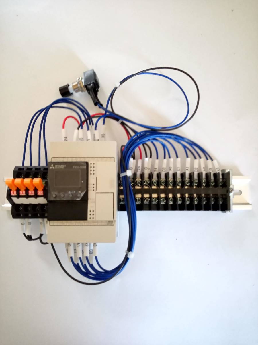 PLC respondent supplies time switch 4 output DSO4S3