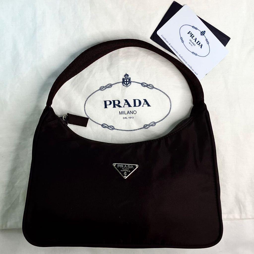 極美品 PRADA プラダ アクセサリーポーチ 三角プレート ミニポーチ ...