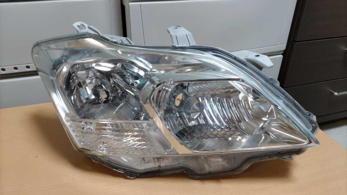 260 プレミオ 右 ヘッドライト HID コイト 20-445 刻印B | www.zzppm.pl