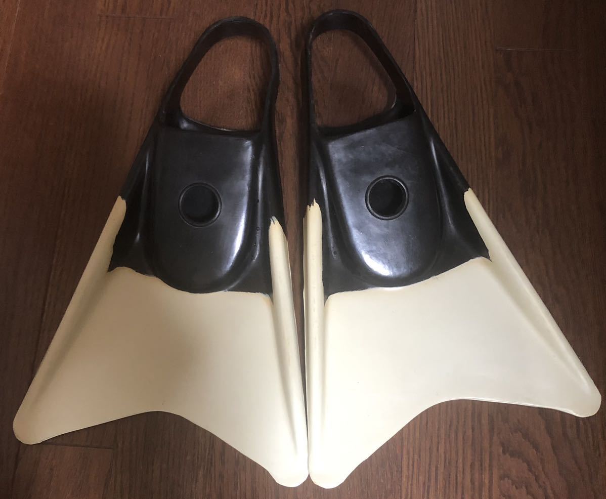 レア ARENA WAVE BORD レングス38未開封品＆フィン＆ B-B PRO BODY BORD GEAR 専用携行袋 セット ボディボード アリーナ 足ヒレ_画像3