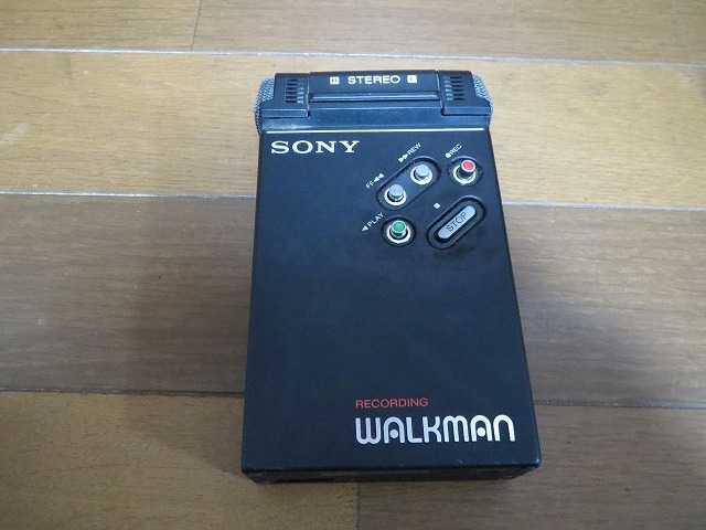 ジャンク品 SONY WALKMAN WM-R2 本体のみ レコーディングウォークマン ソニー