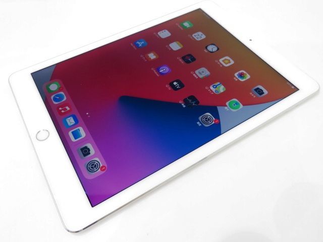 高評価なギフト 098s○au iPad ※中古/利用○ 本体のみ MNVQ2J/A