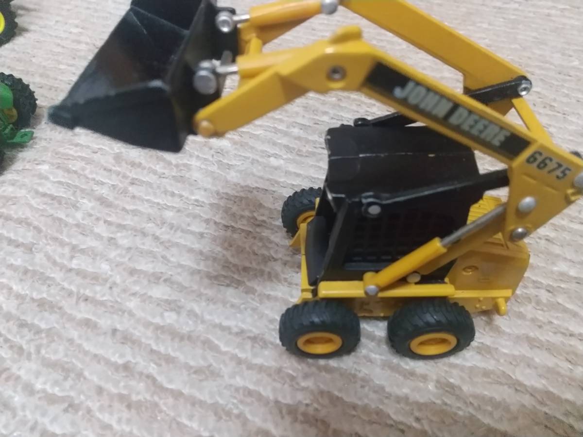 John Deere ダイキャス ホビー 4台セットで。 ミニカー John Deere ダイキャス ホビー 4台セットで。 ミニカー