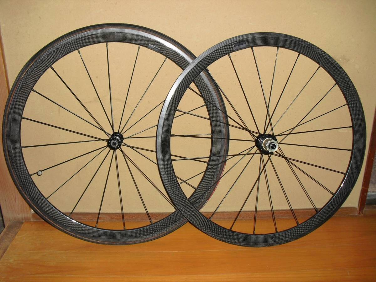 シマノ SHIMANO PRO 3 バトン カーボン ホイール 700C ピスト シマノ SHIMANO PRO 3 バトン カーボン ホイール 700C ピスト