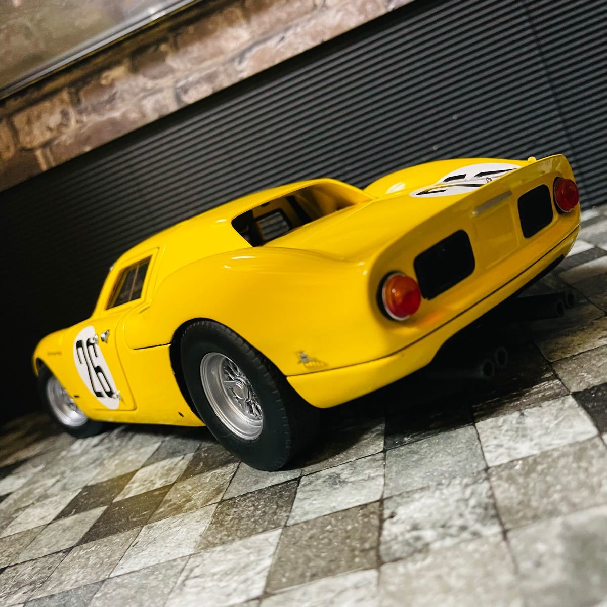 1/18 マテルエリート フェラーリ 250 LM 1965 Le Mans|Yahoo 1/18 マテルエリート フェラーリ 250 LM 1965 Le Mans|Yahoo