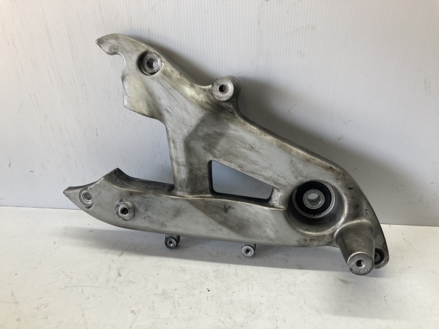 22 Yamaha Cygnus X оригинальный качающийся рычаг Swing Arm 