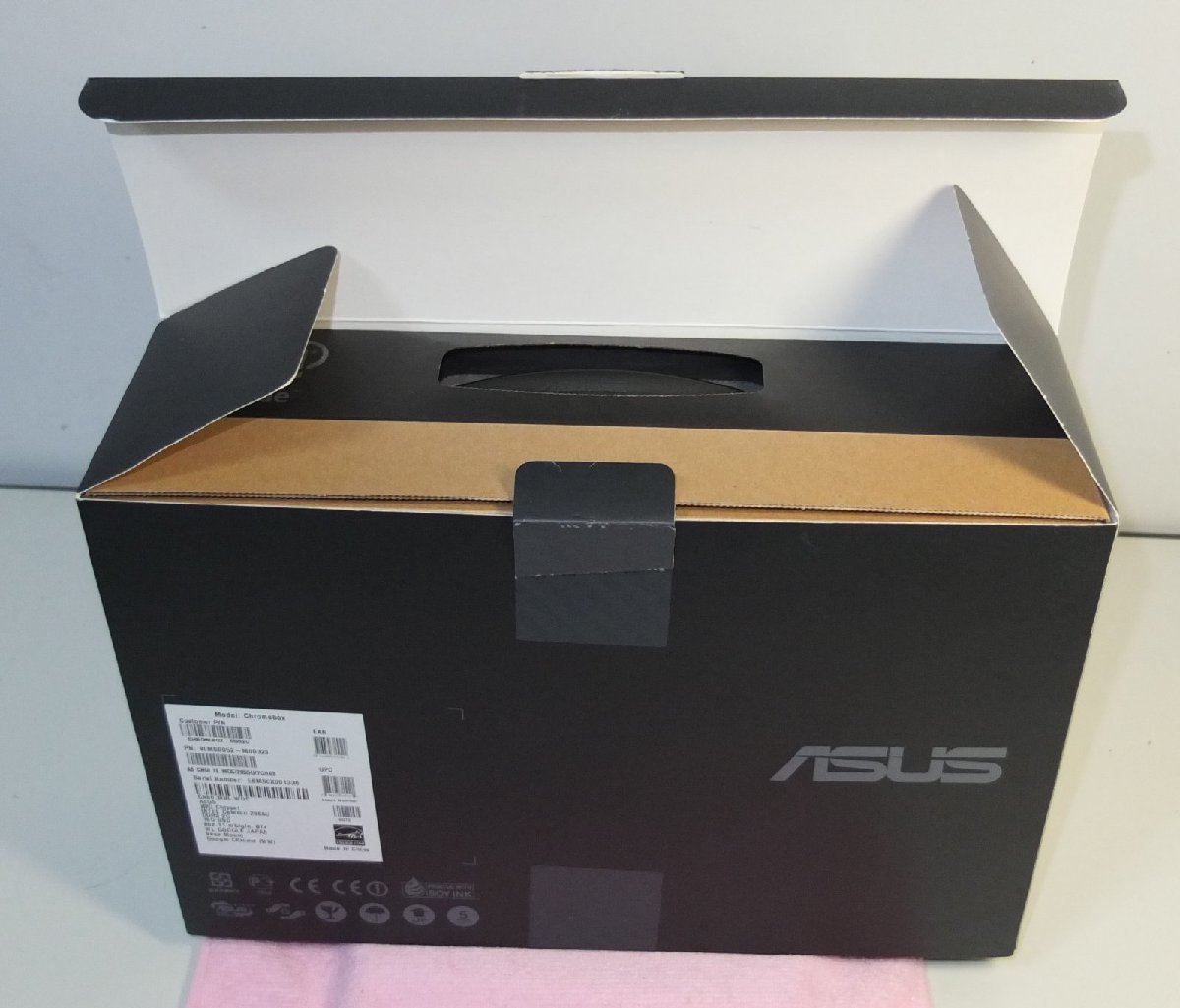 ASUS 小型PC CHROMBOX M032U Celeron-2955U-1.4GHz 2GB 16GB CHROM-OS 未使用品_画像5